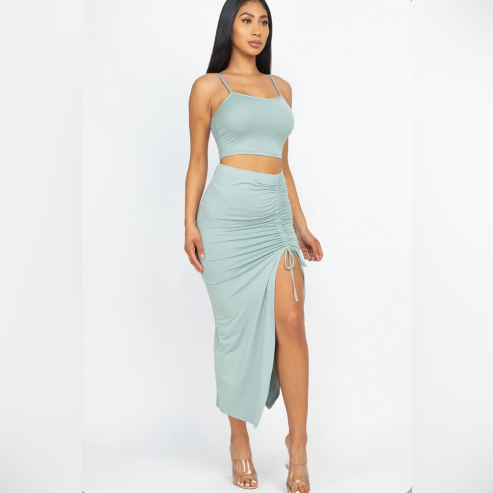 Green Skirt set
